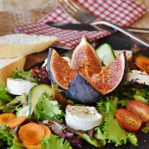 salad, figs, cheese